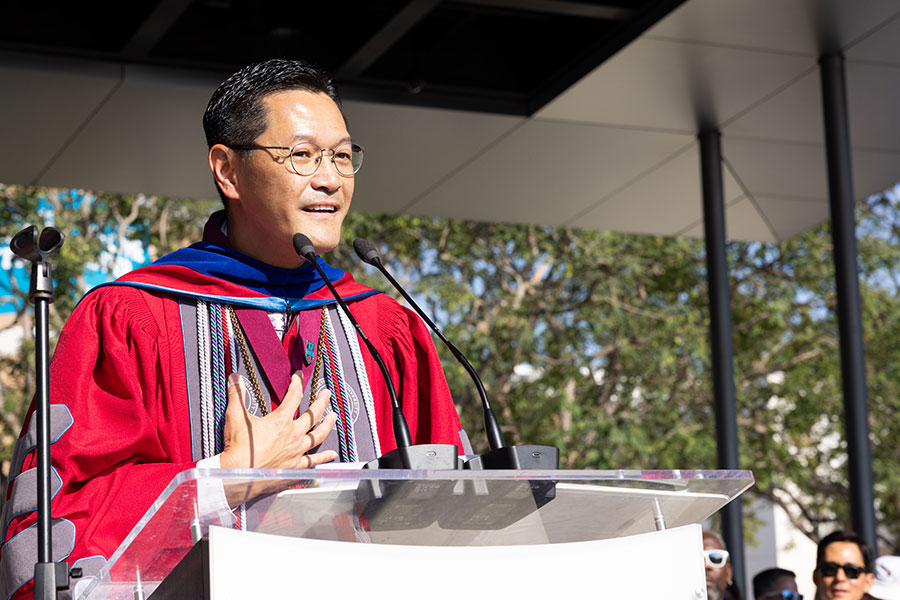 LMU's 17th President Thomas Poon, Ph.D., speaks at the first-year convocation to incoming students.